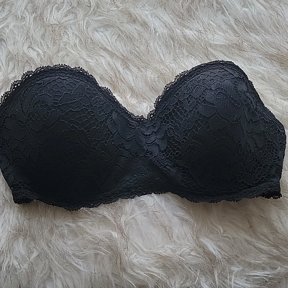 Convertible Strapless - Picture 1 of 6